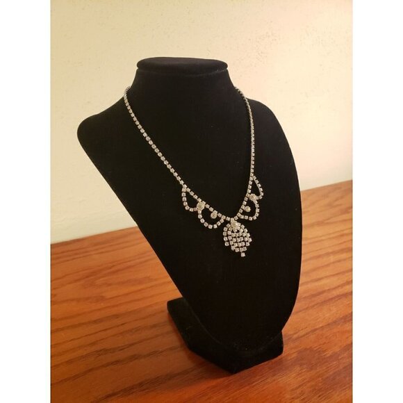 Vintage Rhinestone Necklace Clear Stones Round Waterfall Style 15 inch - Picture 1 of 5